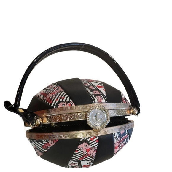 Betty Boop Embossed Diamonds Handbag NWT - Picture 3 of 11